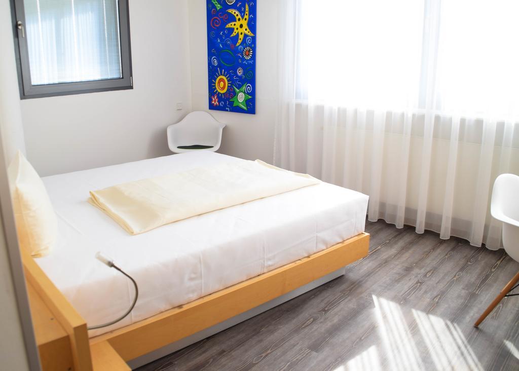 Waghäusel Cristall Hotel חדר תמונה